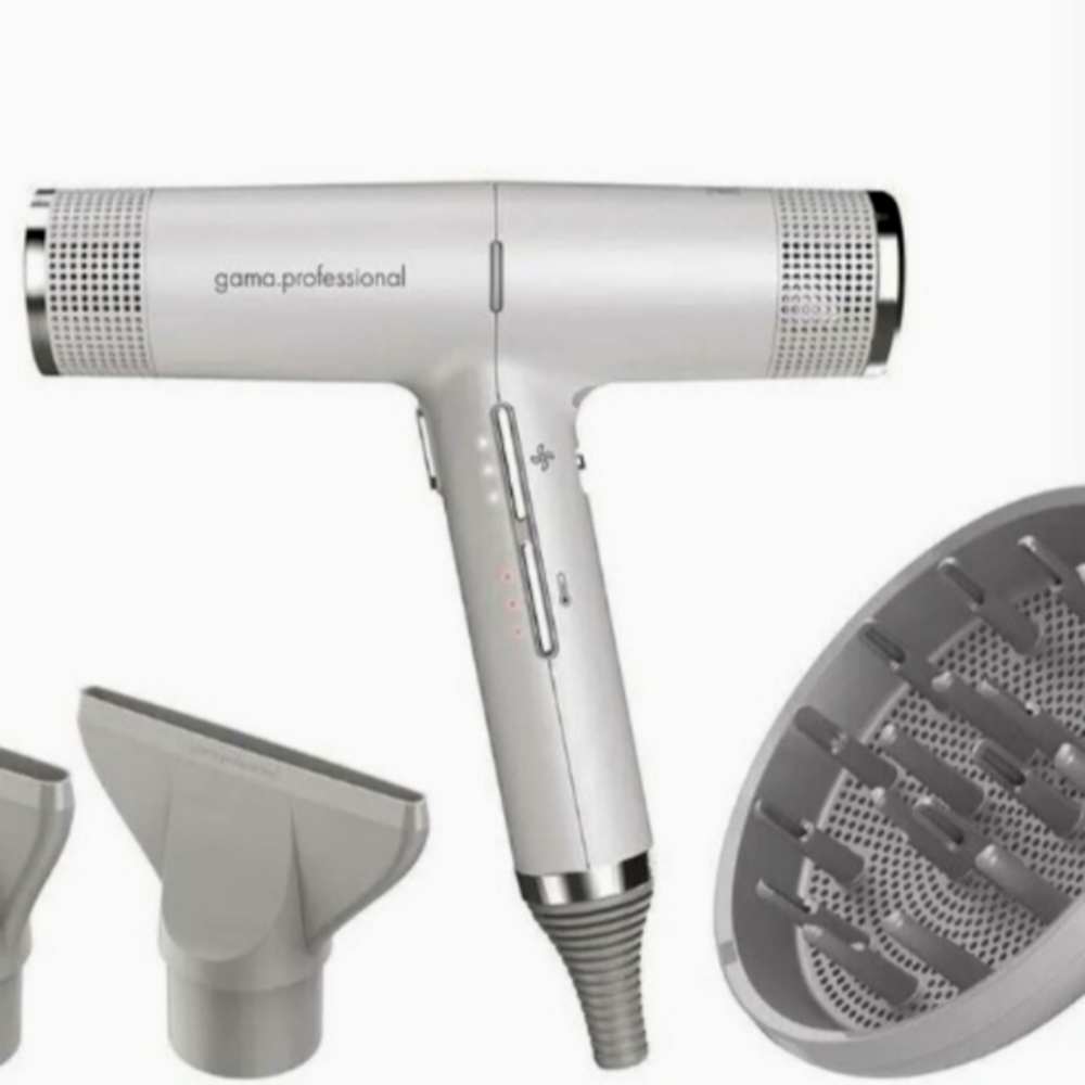EEUUCC Gama Iq Perfetto hairdryer